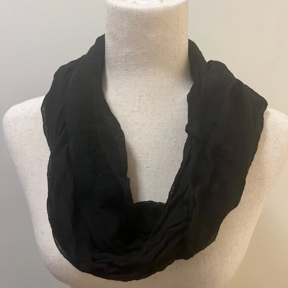 Infinity Scarf (NEW) - Picture 3 of 4